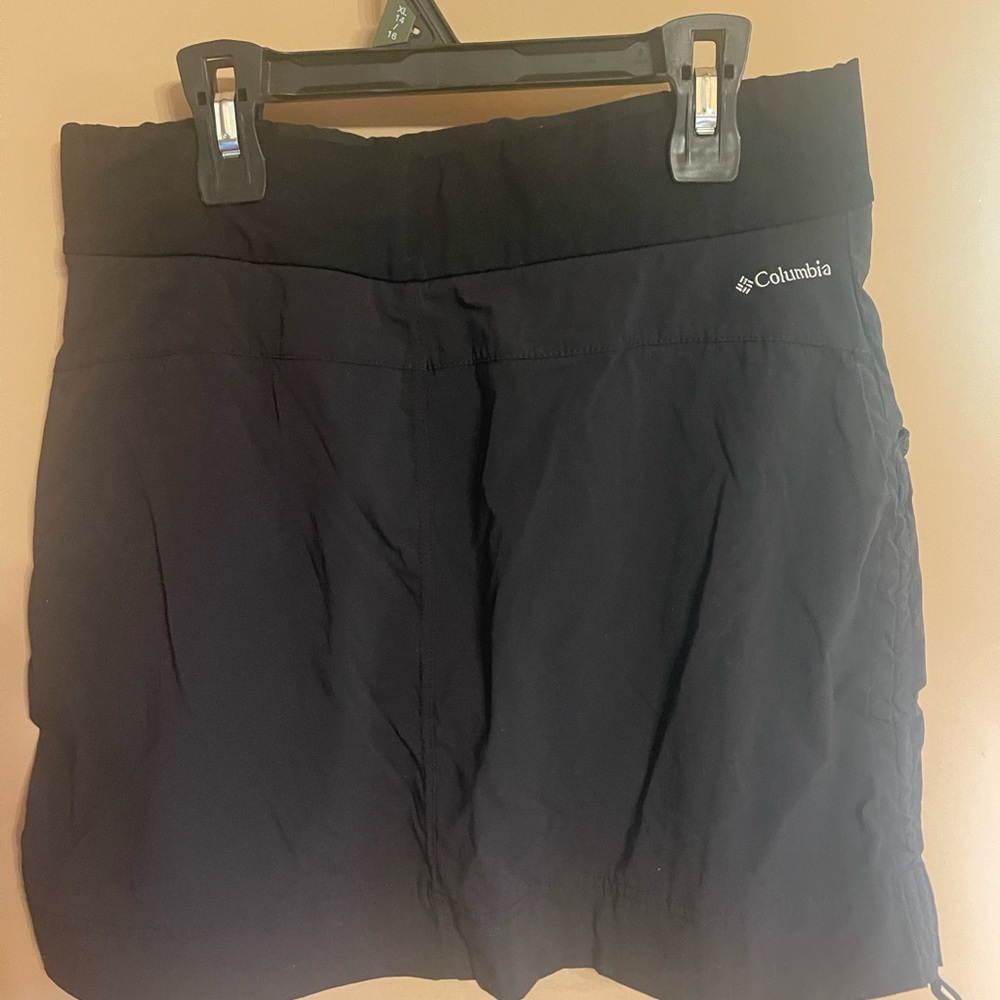 Columbia Black Women's Skirt - Picture 2 of 3